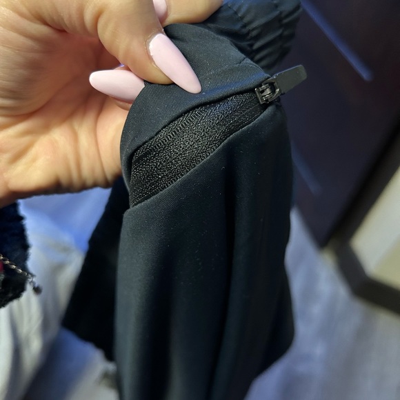 Athletic Joggers - Picture 4 of 5